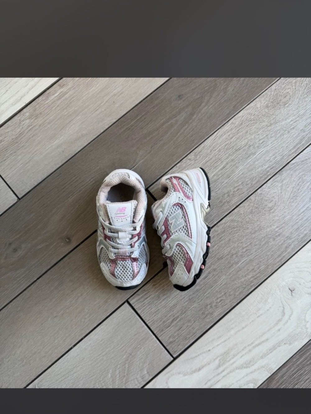 New Balance Kids Sneakers in White and Pink
